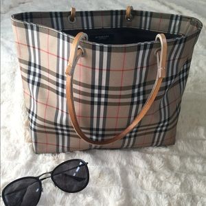 Burberry Purse